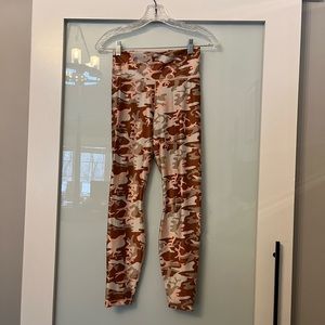 Nike Camoflauge Speed Tights / Leggings Phantom Desert, Size X-Small